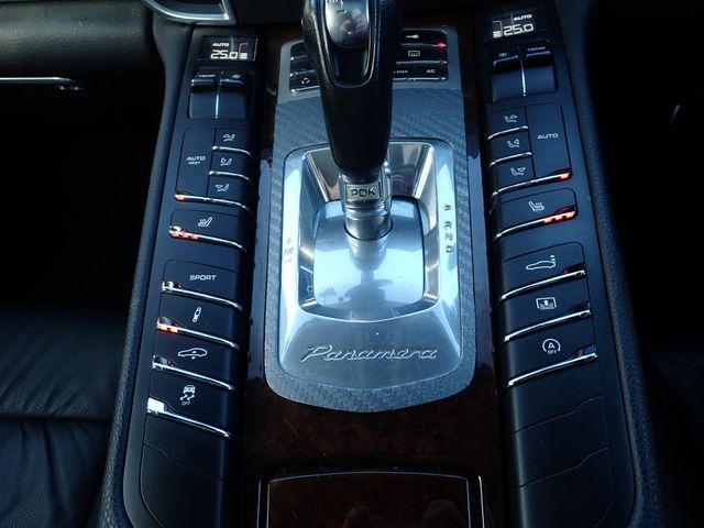 PORSCHE PORSCHE PANAMERA 2009