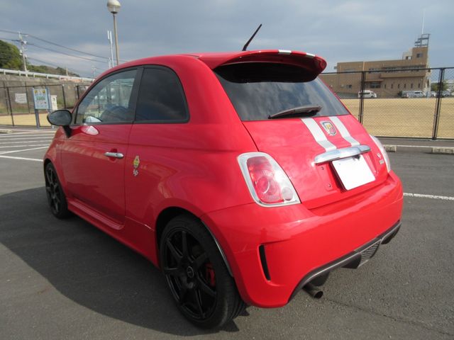 FIAT ABARTH 695 2011