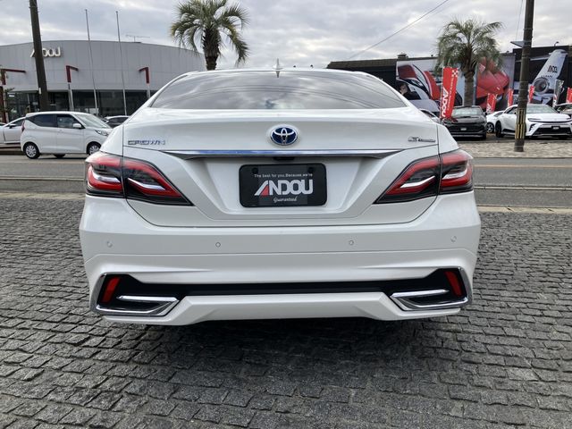 TOYOTA CROWN sedan hybrid 2018