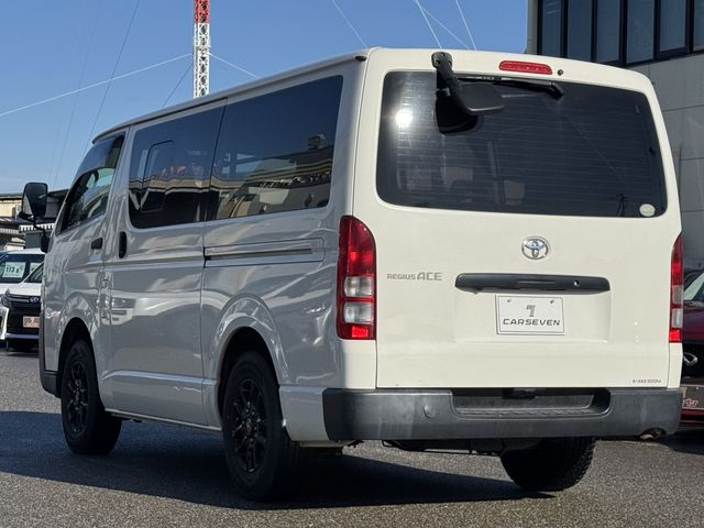TOYOTA REGIUSACE van 4WD 2017