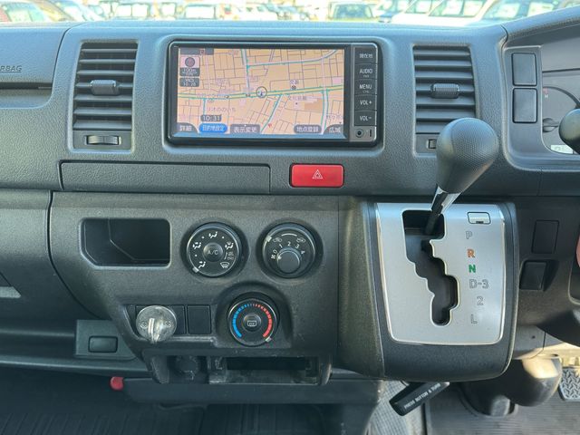 TOYOTA REGIUSACE van 4WD 2017