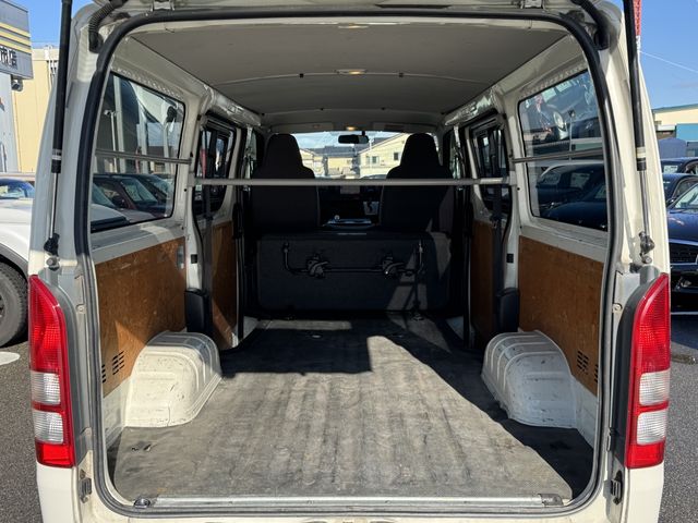 TOYOTA REGIUSACE van 4WD 2017