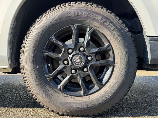 TOYOTA REGIUSACE van 4WD 2017