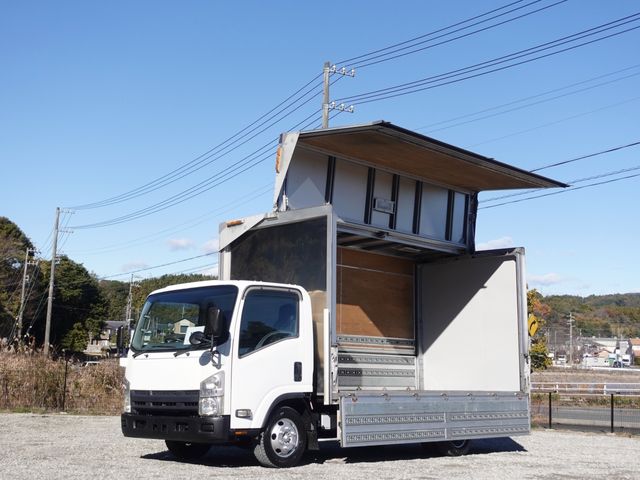 ISUZU ELF 2009