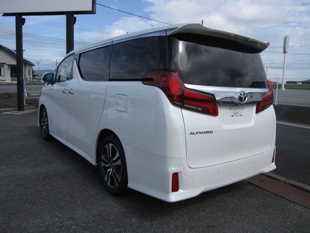 TOYOTA ALPHARD 2022