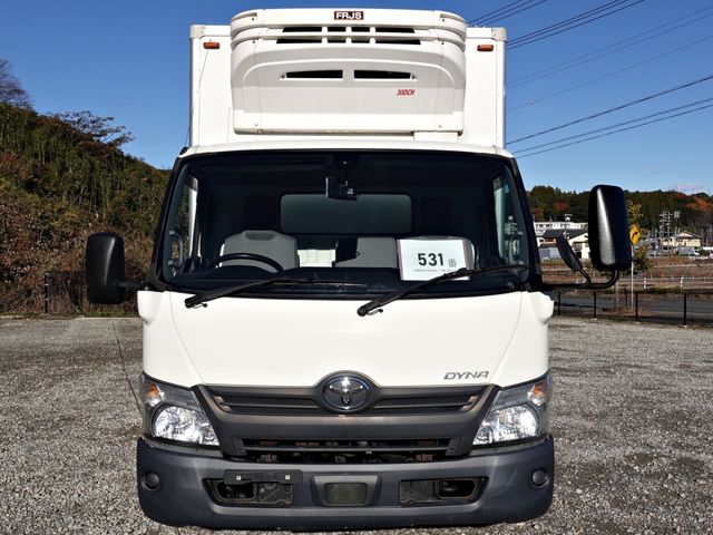 TOYOTA DYNA 2018