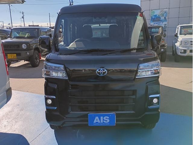 TOYOTA PIXIS van 2022