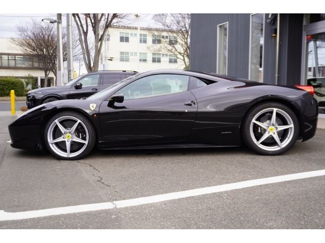 FERRARI FERRARI 458 Italia 2010