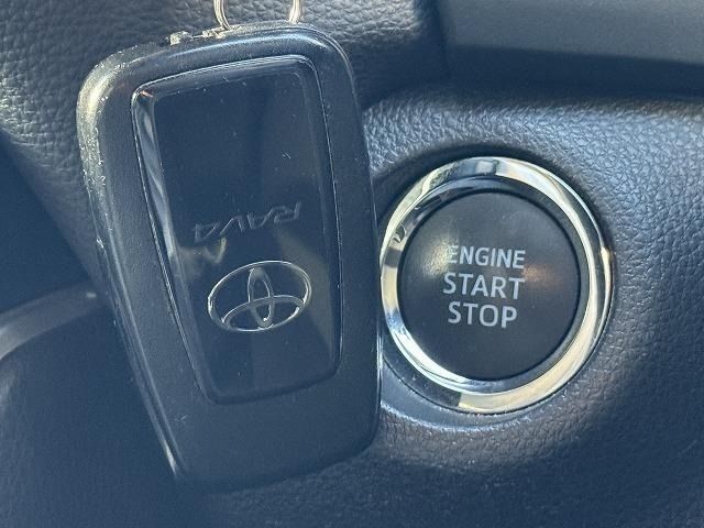 TOYOTA RAV4 4WD 2021