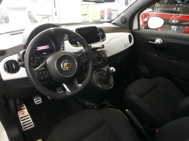 FIAT ABARTH 595 2021