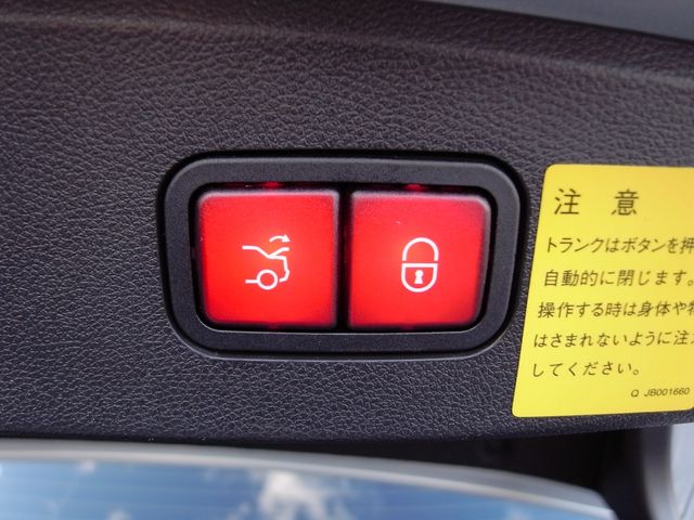 MERCEDES BENZ MERCEDES BENZ E class sedan 2009