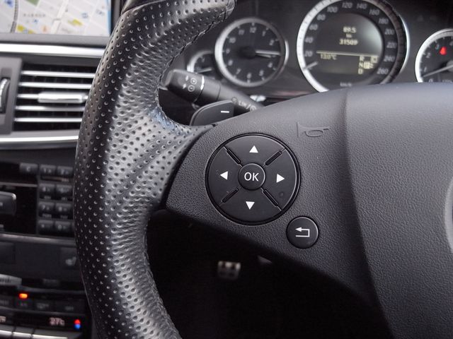 MERCEDES BENZ MERCEDES BENZ E class sedan 2009