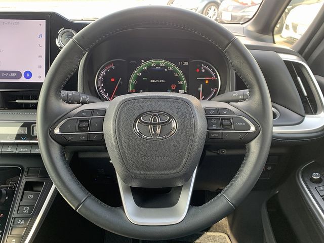 TOYOTA VOXY 2023