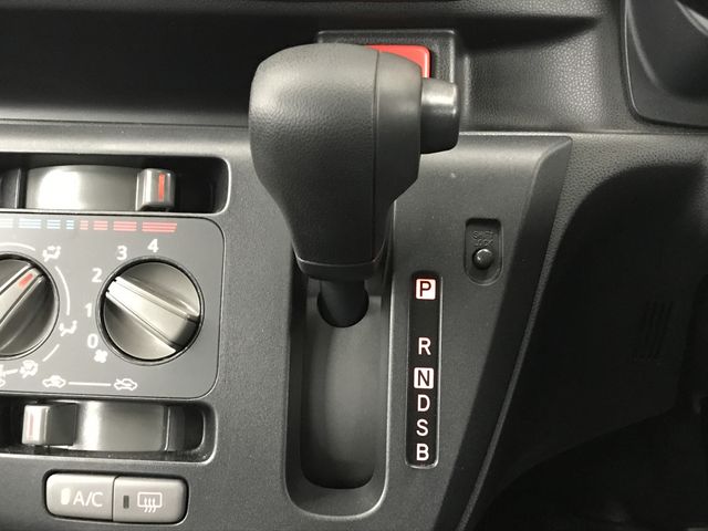 DAIHATSU MIRA e:S 2021