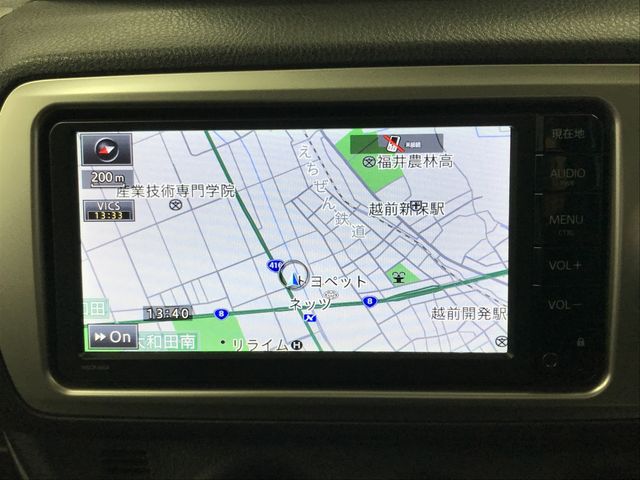 TOYOTA VITZ  4WD 2015