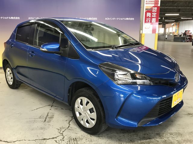 TOYOTA VITZ  4WD 2015