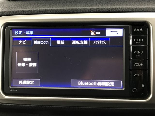 TOYOTA VITZ  4WD 2015