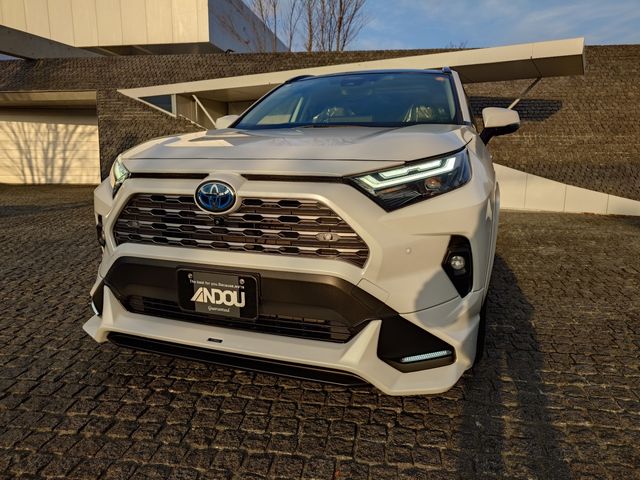 TOYOTA RAV4 HYBRID 4WD 2023