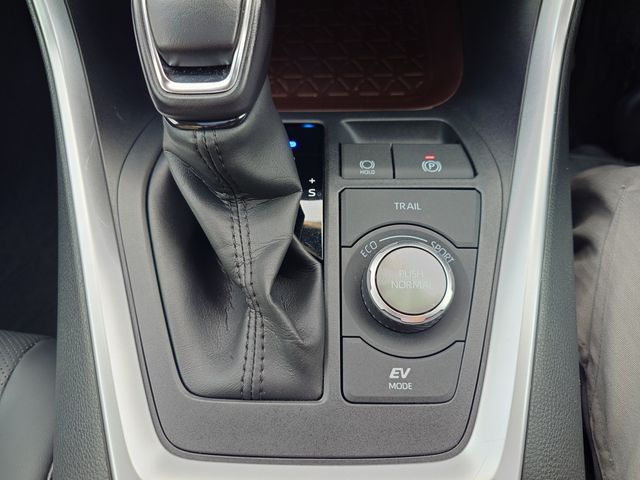 TOYOTA RAV4 HYBRID 4WD 2023