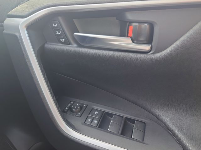 TOYOTA RAV4 HYBRID 4WD 2023