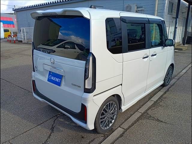 HONDA N BOX CUSTOM 2024
