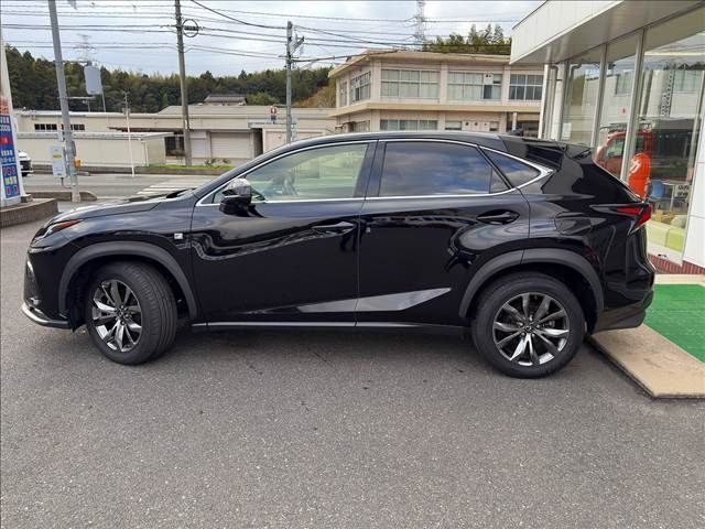 TOYOTA LEXUS NX300 2017