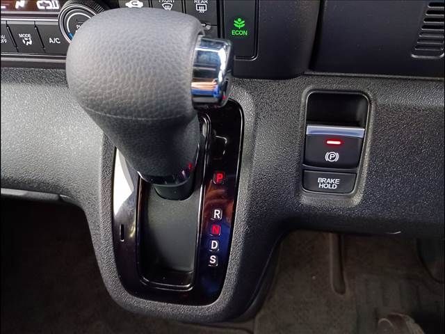 HONDA N BOX CUSTOM 2025