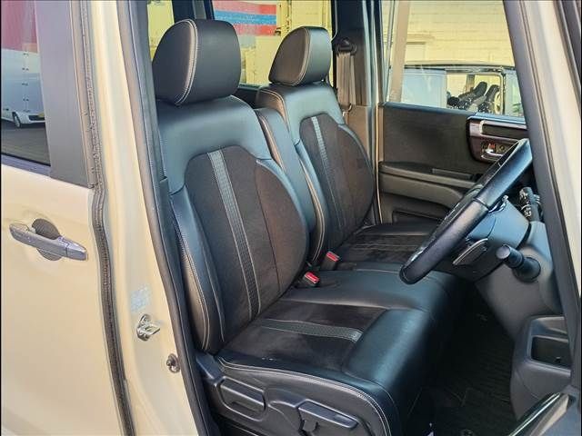 HONDA N BOX CUSTOM 2018