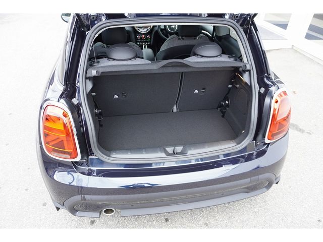 BMW MINI COOPER D 2024