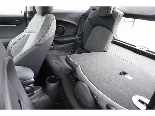 BMW MINI COOPER D 2024