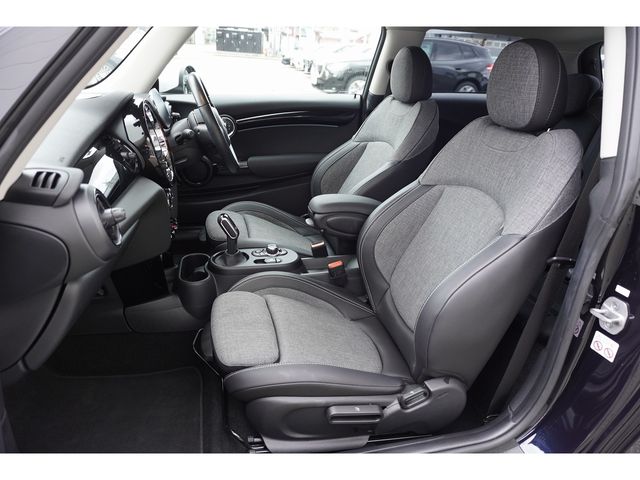 BMW MINI COOPER D 2024