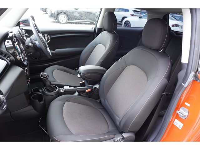 BMW MINI COOPER D 2019