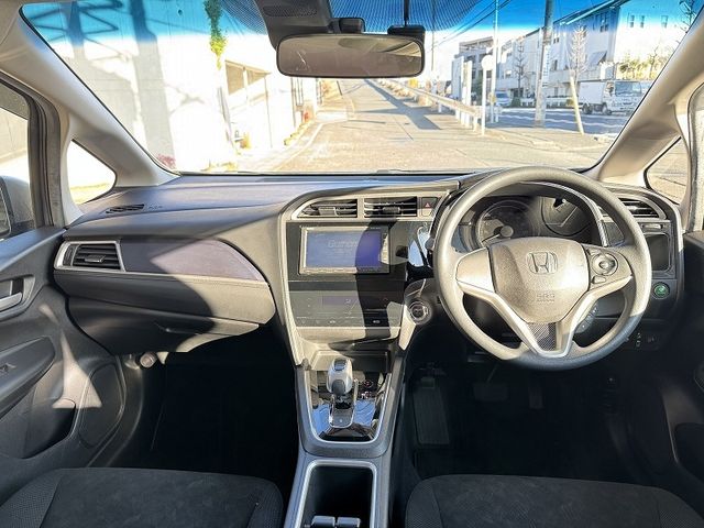 HONDA SHUTTLE HYBRID 2018