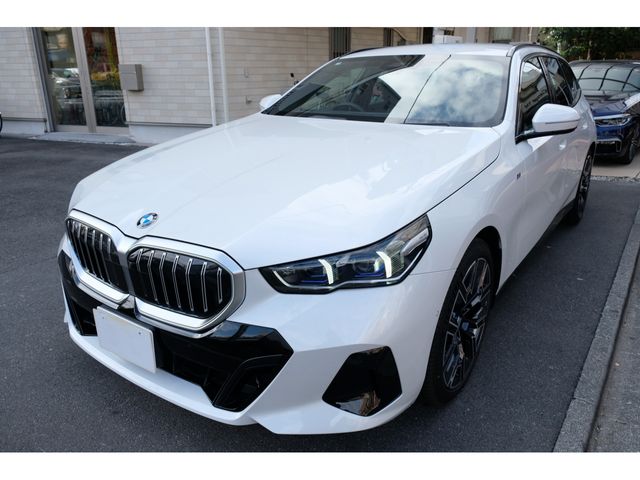 BMW BMW 5series TOURING 2025