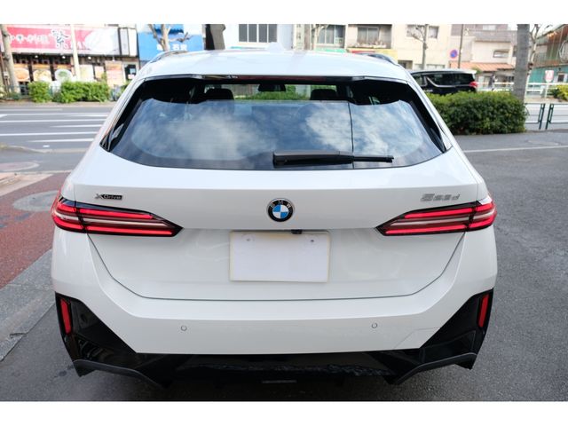 BMW BMW 5series TOURING 2025