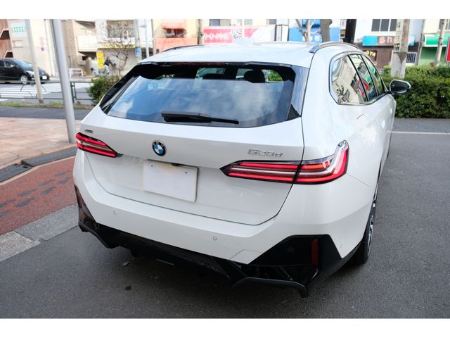 BMW BMW 5series TOURING 2025