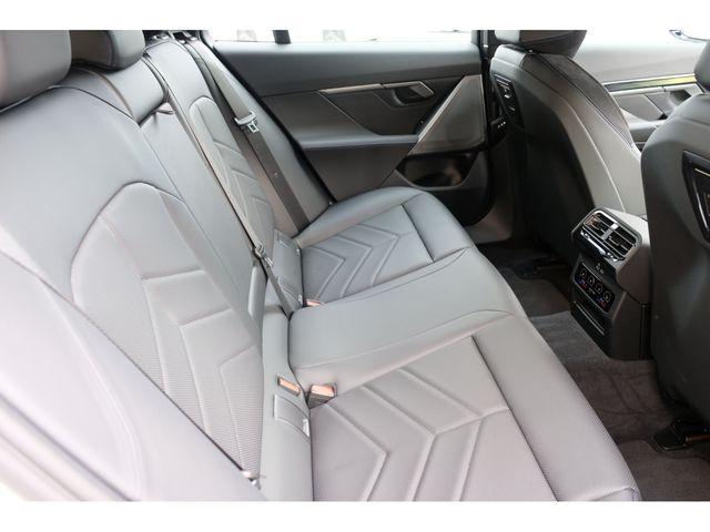 BMW BMW 5series TOURING 2025