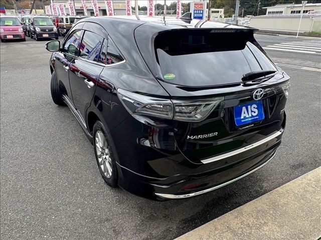 TOYOTA HARRIER HYBRID 2015