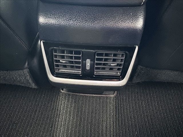 TOYOTA HARRIER HYBRID 2015