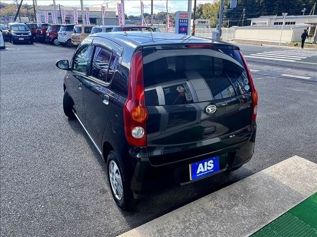 DAIHATSU MIRA 2010