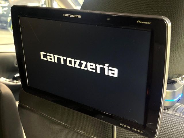 TOYOTA VOXY HYBRID 2018