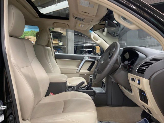 TOYOTA LANDCRUISER PRADO 2023