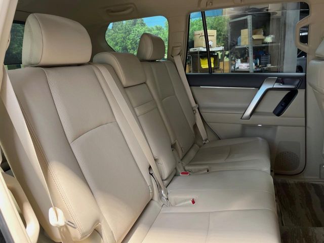 TOYOTA LANDCRUISER PRADO 2023