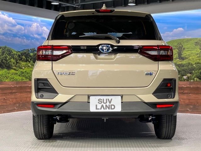 TOYOTA RAIZE HYBRID 2022