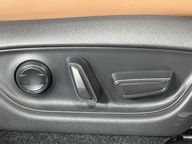 TOYOTA LEXUS LBX 2024