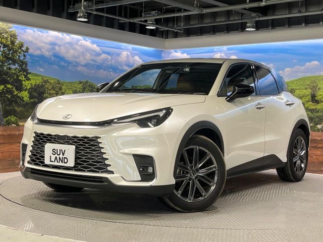 TOYOTA LEXUS LBX 2024