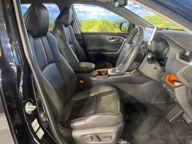 TOYOTA RAV4 4WD 2019