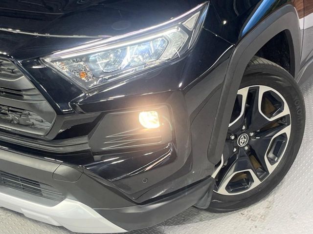 TOYOTA RAV4 4WD 2019