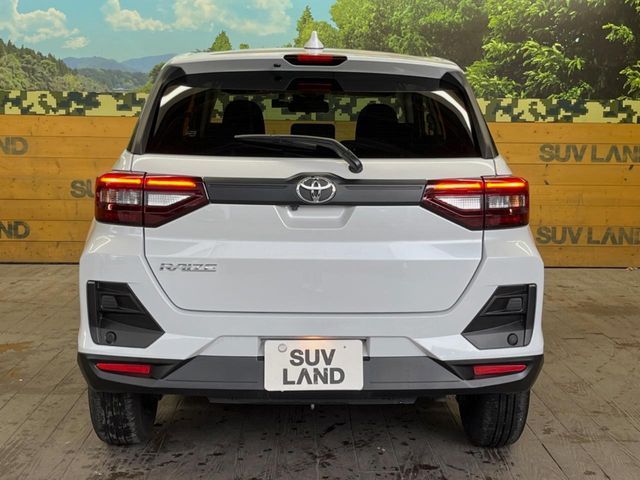 TOYOTA RAIZE 2025