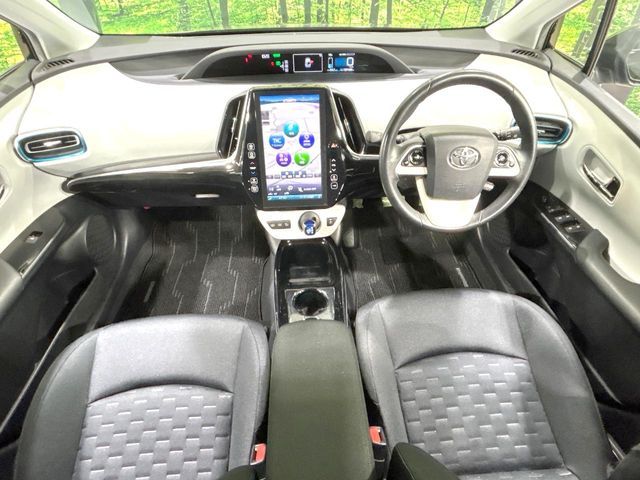 TOYOTA PRIUS PHV 2017